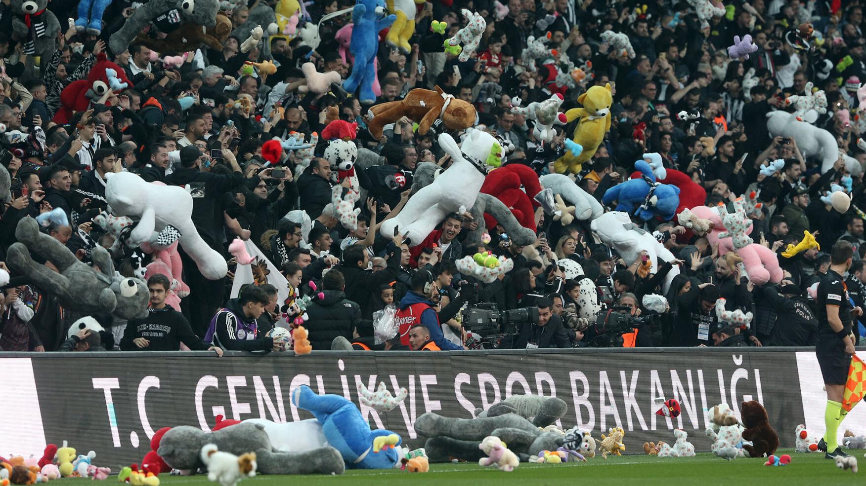 Turkish soccer fans throw stuffed animals on the field, vent dissatisfaction with government quake response